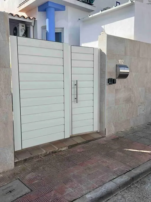 Golum Apartment Mairena del Aljarafe Spain